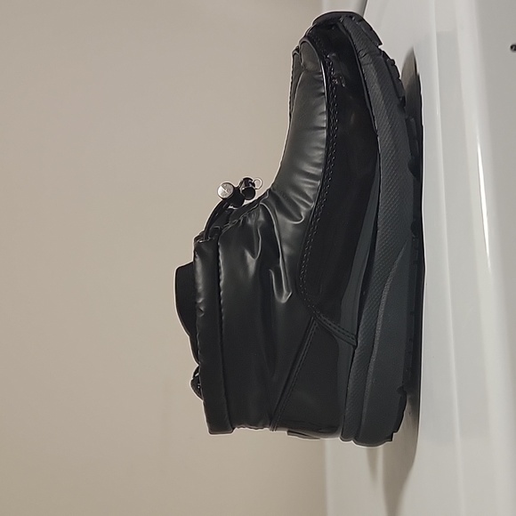 Sporto Waterproof Boots - Picture 2 of 9